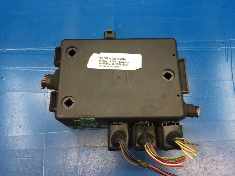 Autobahn Parts Electrical Bmw E28 5 E23 7 Oem Fuse