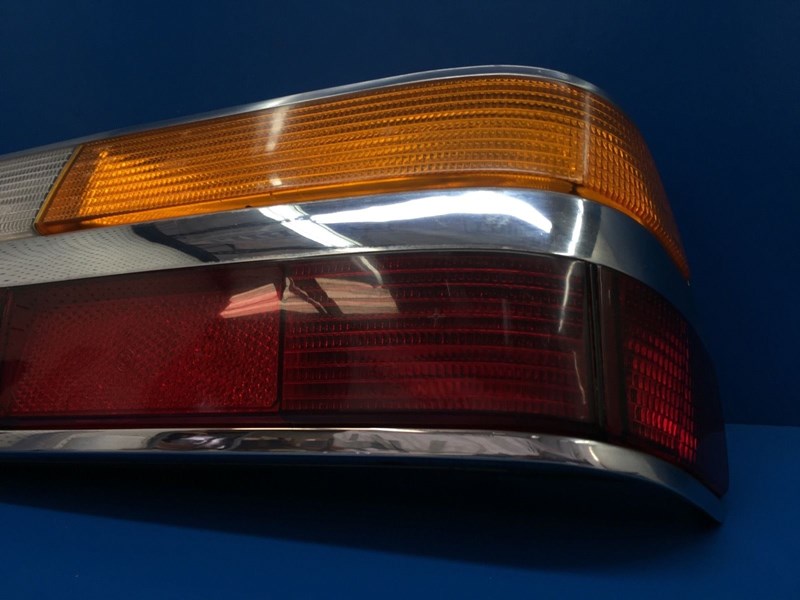 💙💛Tail Light BMW E28 Tail Lamp BMW E28 Heckleuchte Original HELLA LEFT