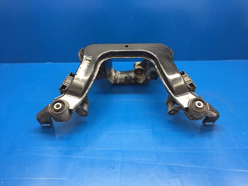 thumbnail image 2 of Genuine BMW E36 3-Series M3 Rear Center Forward Differential Subframe Mount (New OEM, Part #33 17 1 134 871) 2 of 3