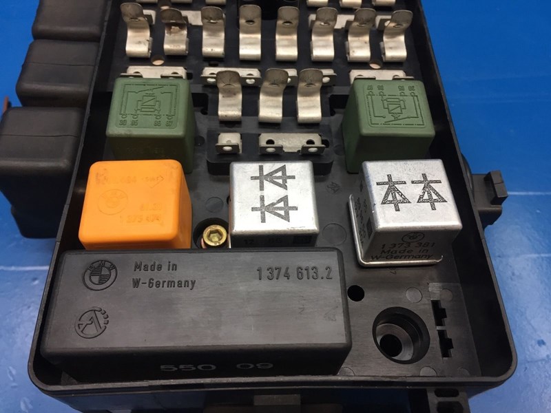 Autobahn Parts Electrical Bmw E28 5 E23 7 Oem Fuse Box