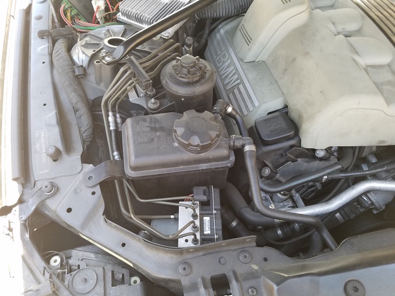 Autobahn Parts BMW, 5 Series, E60, 545i, 2005 BMW 545i